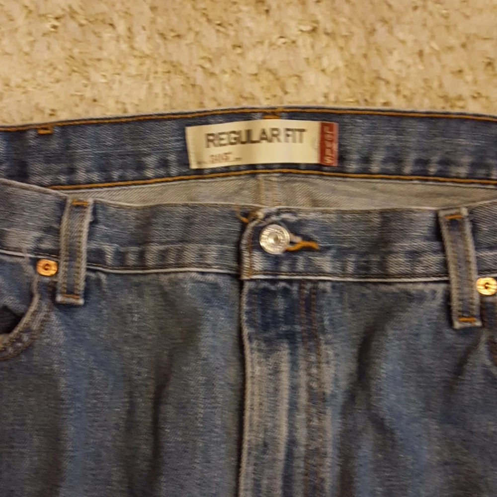 Levis 505 42 X 30 medium wash Regular Fit 100% cotton blue denim jeans EUC…